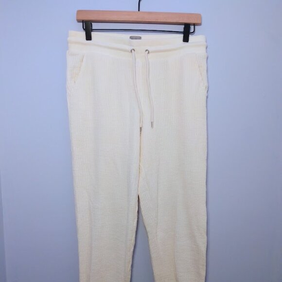 GAP Jogger Sweatpants Waffle knit Size Small Cream Ivory Cozy Winter Lounge - Picture 1 of 10